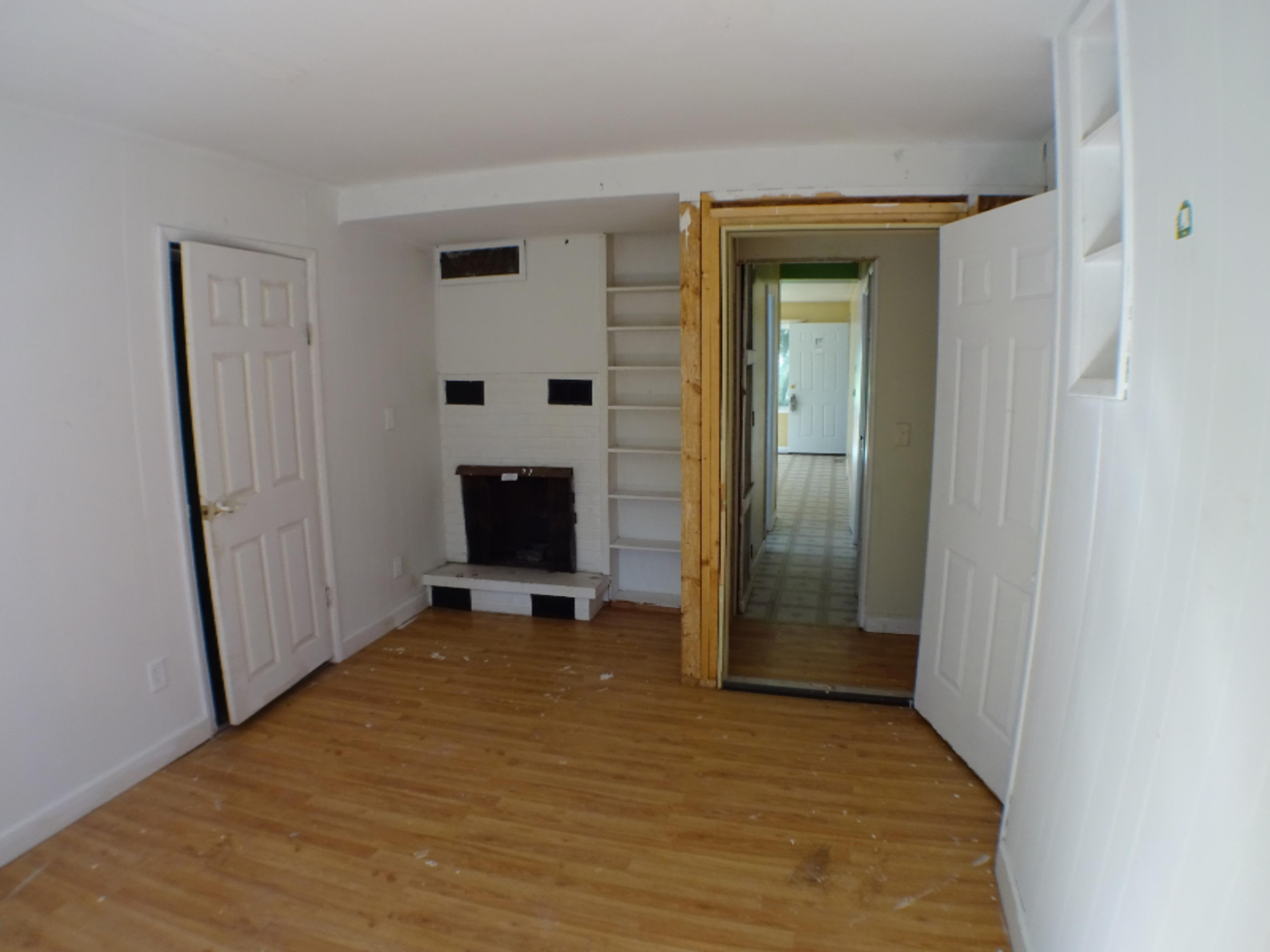 3215 Grand Prairie Road Kalamazoo, MI 49006 - Photo 6 of 17 DSC00478