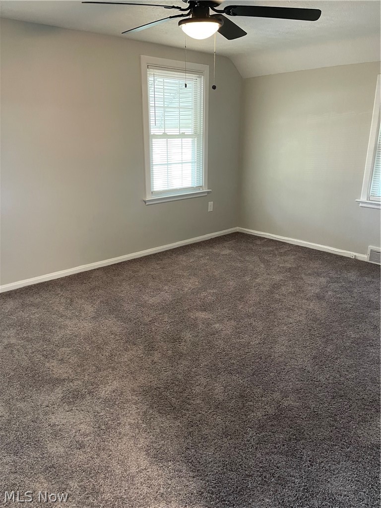 1663 Lyndhurst Road Lyndhurst, OH 44124 - Photo 30 of 45