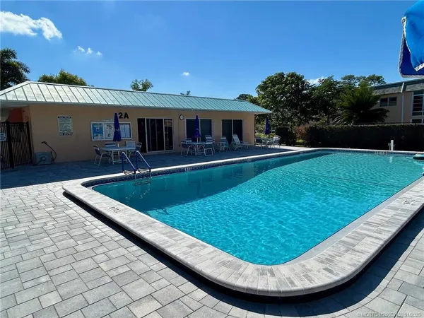 $1,800 | 2950 Southeast Ocean Boulevard, Unit 86, Stuart, FL 34996