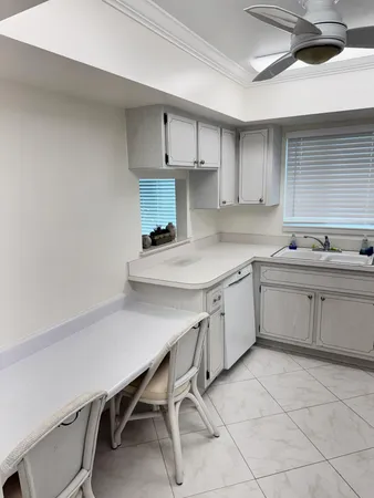 $1,800 | 2950 Southeast Ocean Boulevard, Unit 86, Stuart, FL 34996