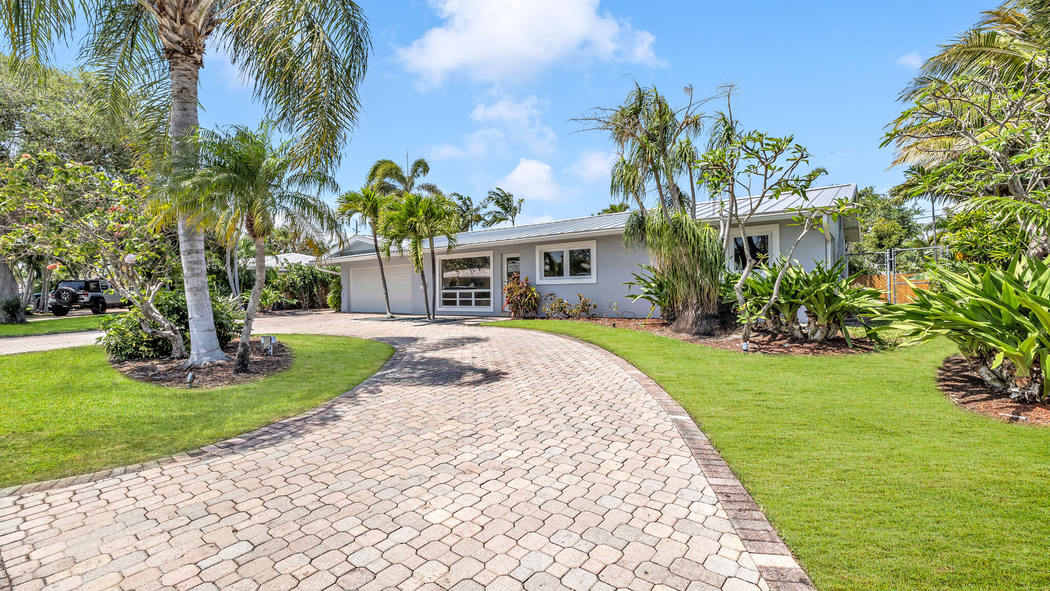 2241 Northeast 33rd Street Lighthouse Point, FL 33064 - Photo 8 of 33 KA-9