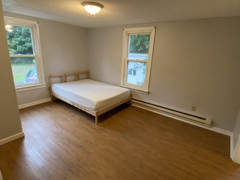 57 Chestnut Street, Unit 1R Northampton, MA 01062 - Photo 7 of 12