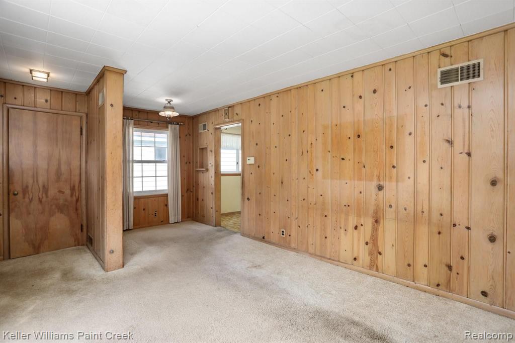 3201 Grant Road Rochester Hills, MI 48309 - Photo 5 of 16