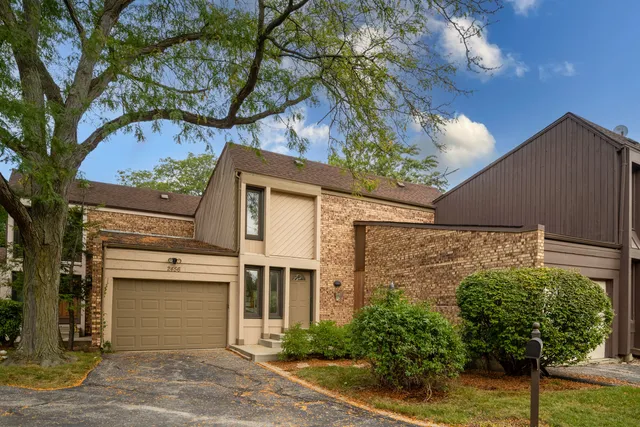 $3,300 | 2456 Cobblewood Drive, Northbrook, IL 60062
