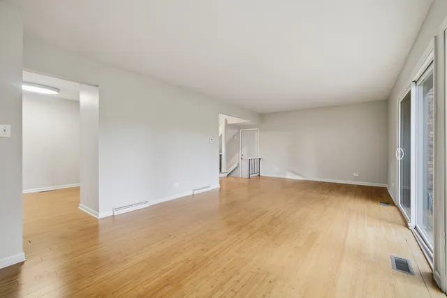 $3,300 | 2456 Cobblewood Drive, Northbrook, IL 60062