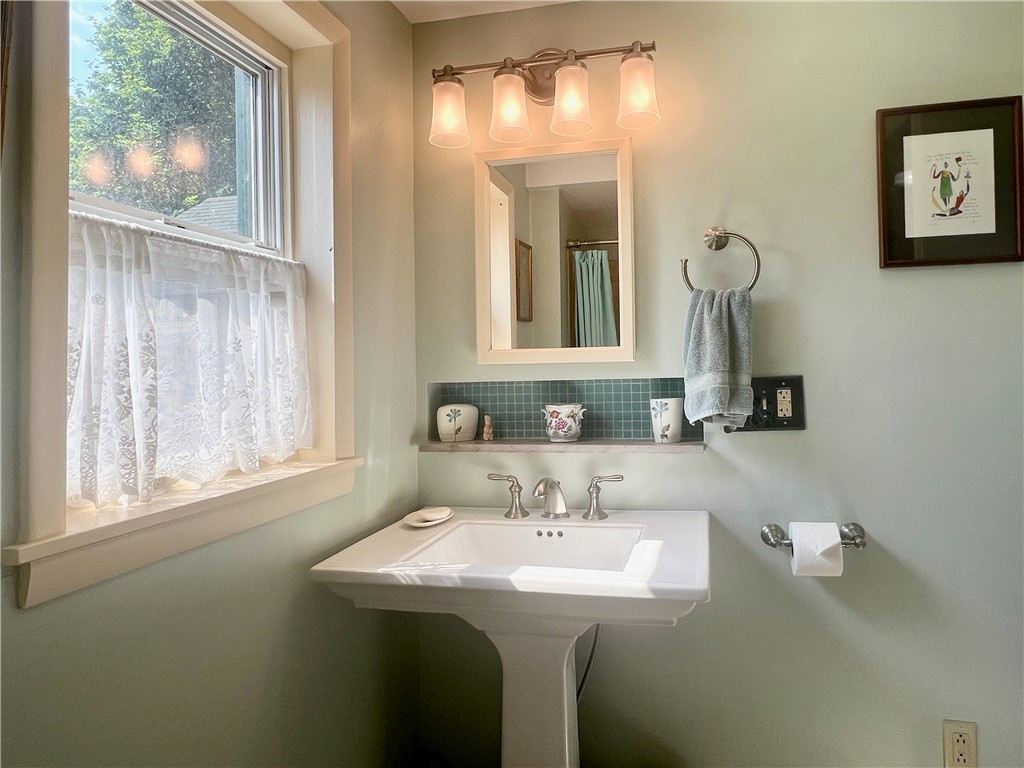 104 Bob Wilson Road Oneonta, NY 13820 - Photo 13 of 37 1st Floor Full Bath