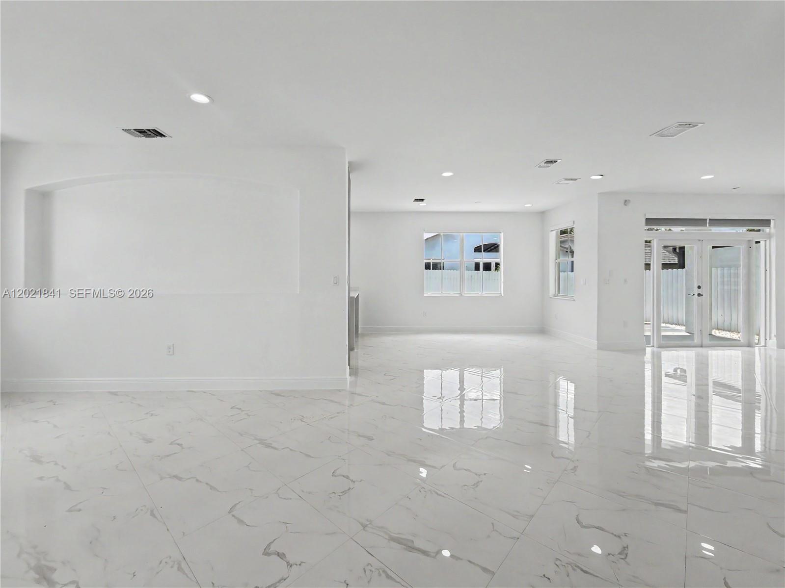 15486 Southwest 23rd Lane Miami, FL 33185 - Photo 11 of 33