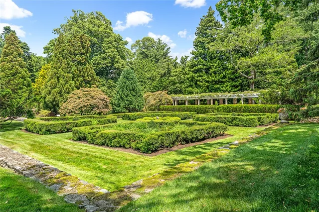 $574,900 | 506 Clarks Row, Bristol, RI 02809