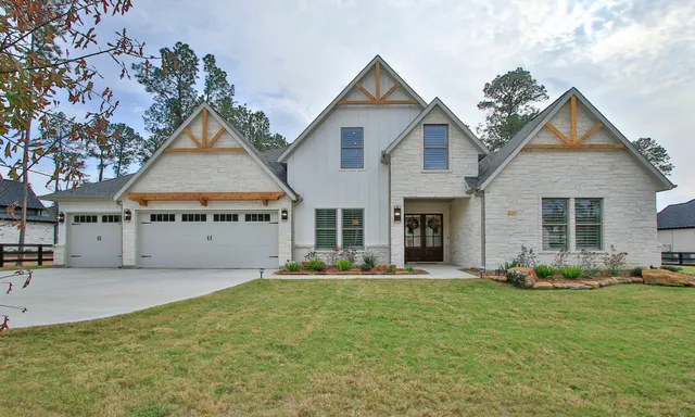 $7,500 | 21359 Monarch Drive, Montgomery, TX 77316