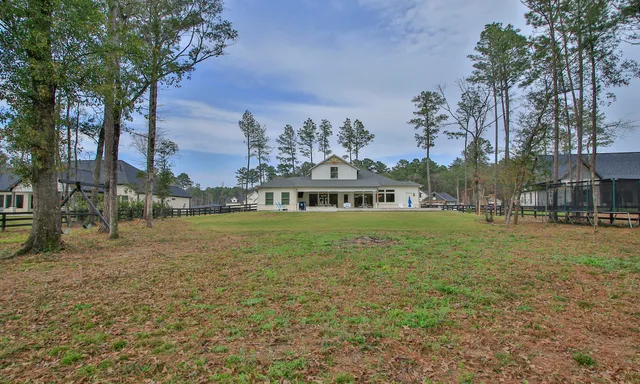 $7,500 | 21359 Monarch Drive, Montgomery, TX 77316