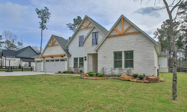 $7,500 | 21359 Monarch Drive, Montgomery, TX 77316