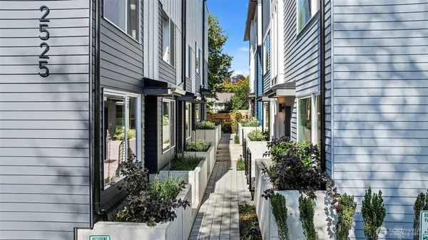 $509,000 | 2527 29th Avenue South, Unit B, Seattle, WA 98144