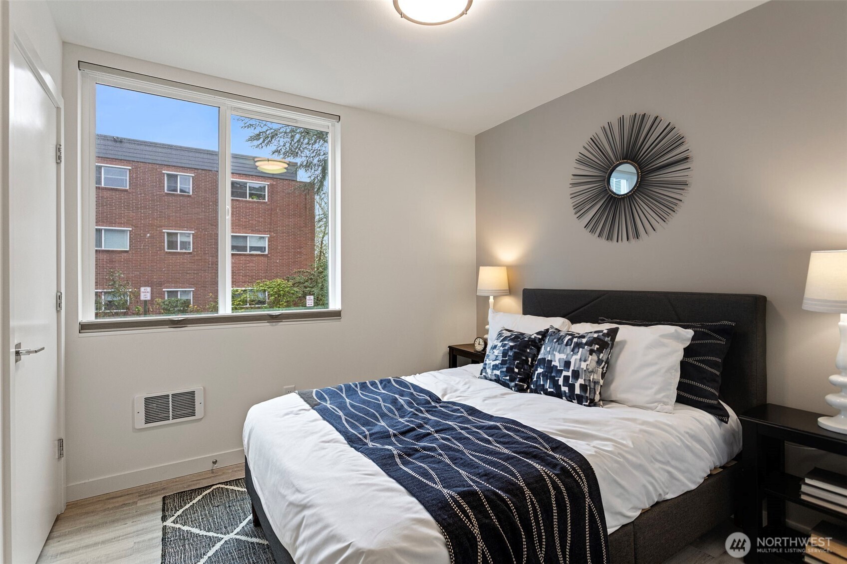 2527 29th Avenue South, Unit B Seattle, WA 98144 - Photo 6 of 24