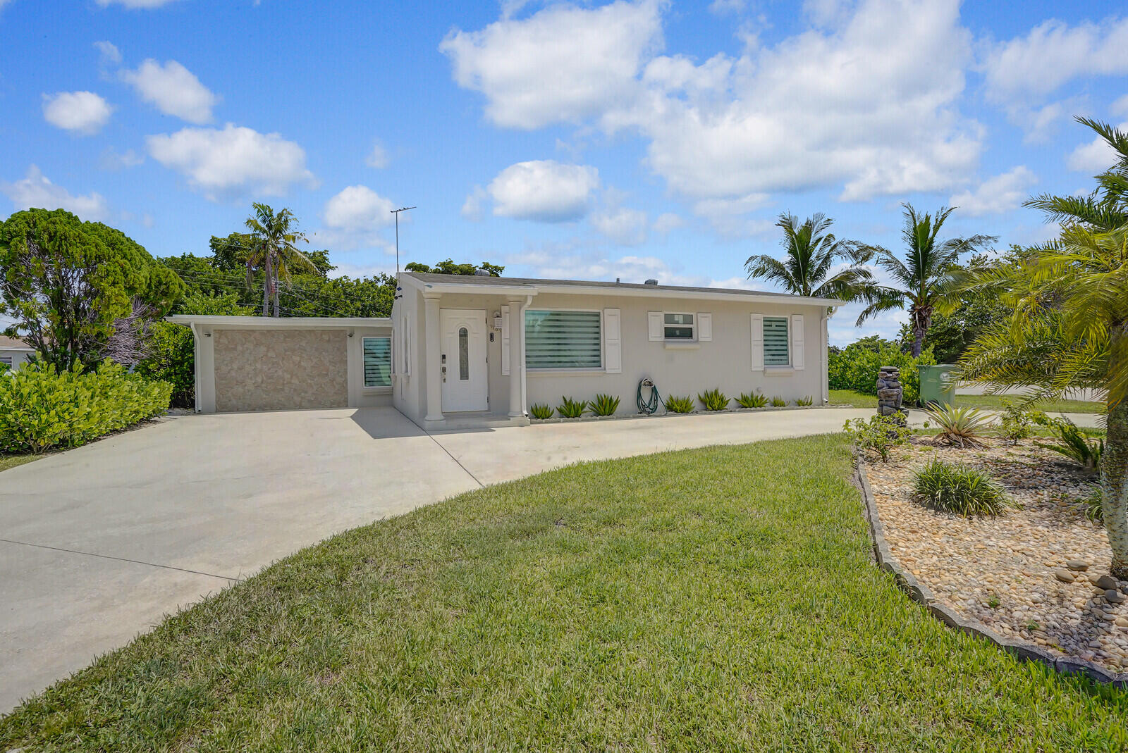 3103 Frost Road Palm Springs, FL 33406 - Photo 1 of 33 01_Image_1_mls