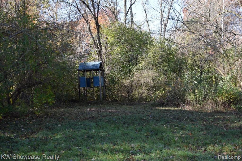 Vacant Bogie Lake Road White Lake, MI 48383 - Photo 8 of 10 Gallery Image 8