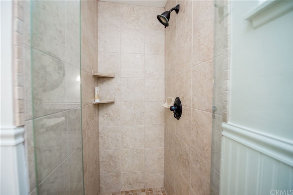 2841 Europa Drive Costa Mesa, CA 92626 - Photo 28 of 30 a bathroom with a shower