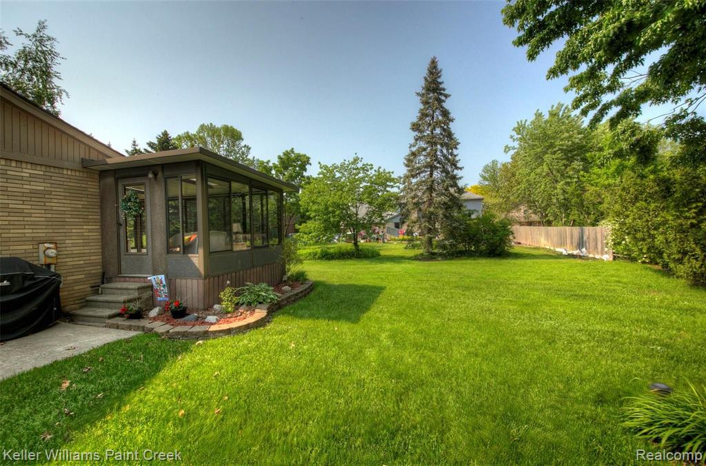4845 15 Mile Road Sterling Heights, MI 48310 - Photo 14 of 78
