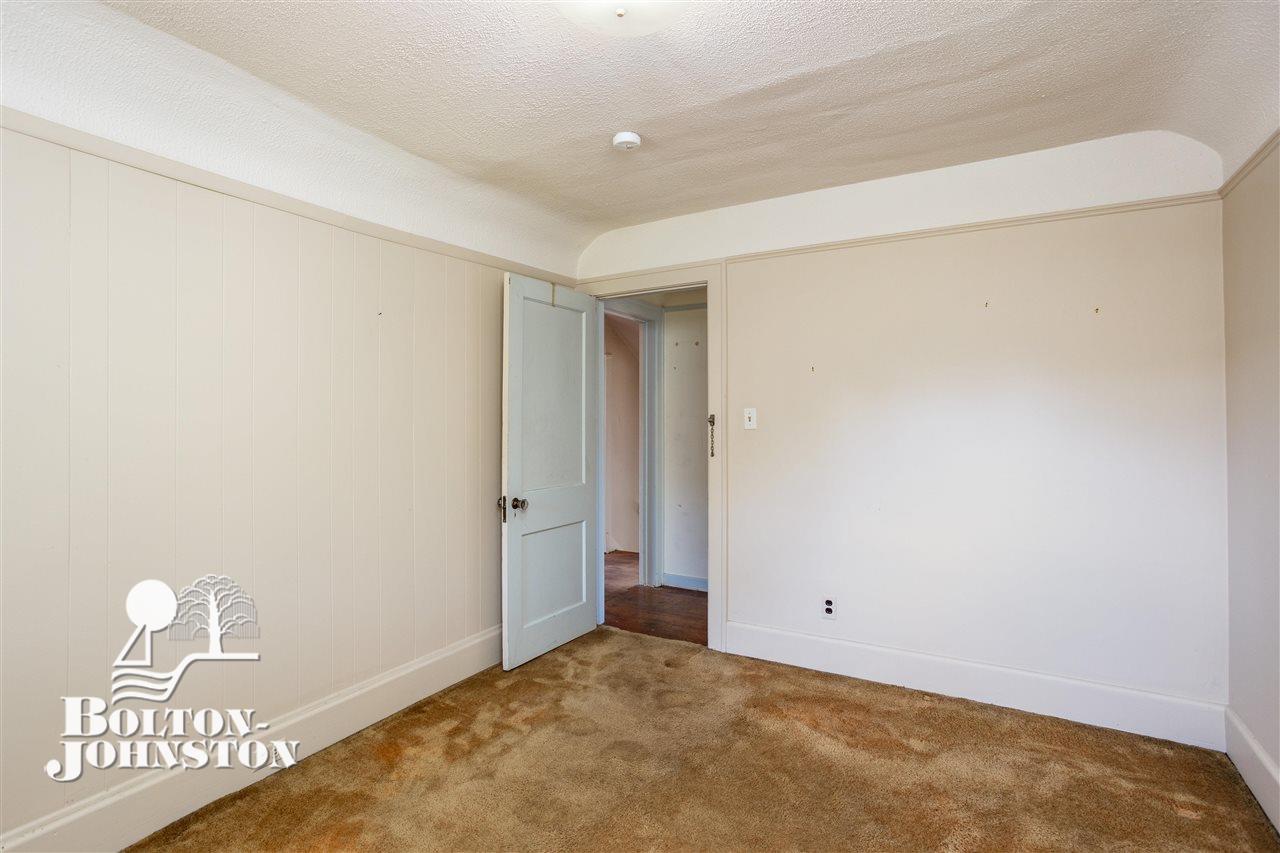 979 Barrington Road Grosse Pointe, MI 48230 - Photo 26 of 41 50082672-25.JPG