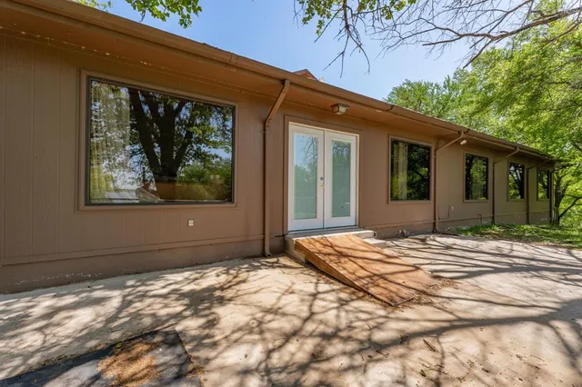 a house with yard outdoor space