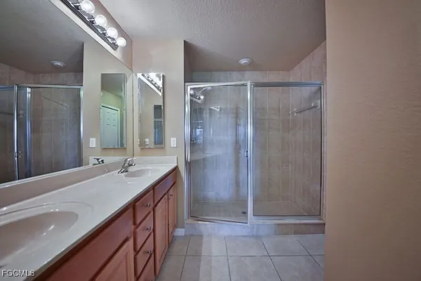 $1,525 | 3910 Santa Barbara Boulevard, Unit 209, Cape Coral, FL 33914
