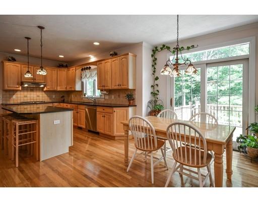 14 Carter Road Foxboro, MA 02035 - Photo 3 of 27