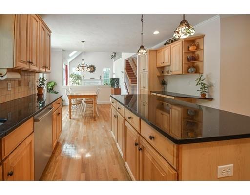 14 Carter Road Foxboro, MA 02035 - Photo 5 of 27