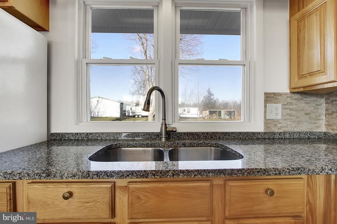 325 Shealer Road Gettysburg, PA 17325 - Photo 4 of 26