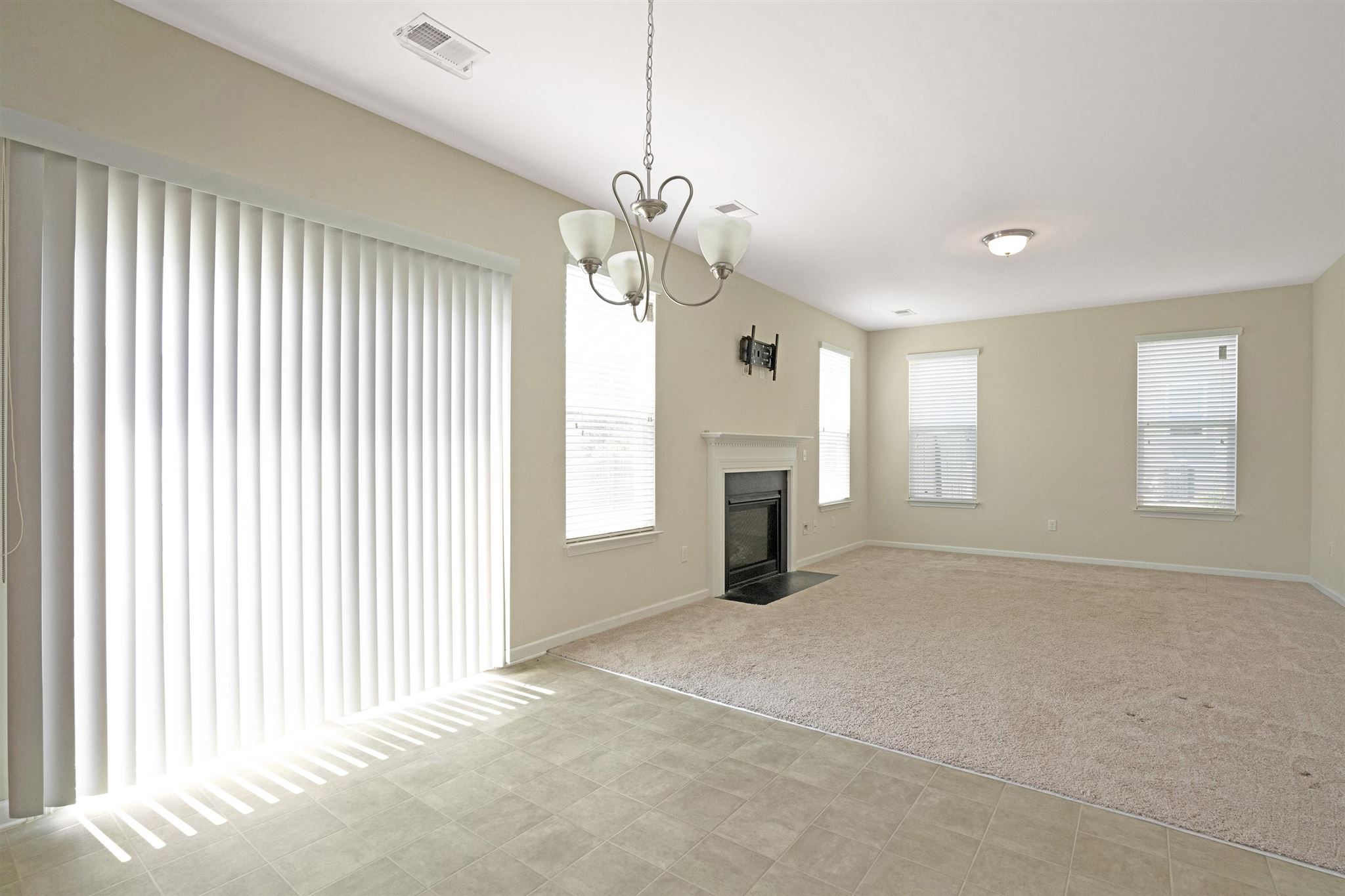 583 Goldstone Lane Boiling Springs, SC 29316 - Photo 7 of 26 Gallery Image 7