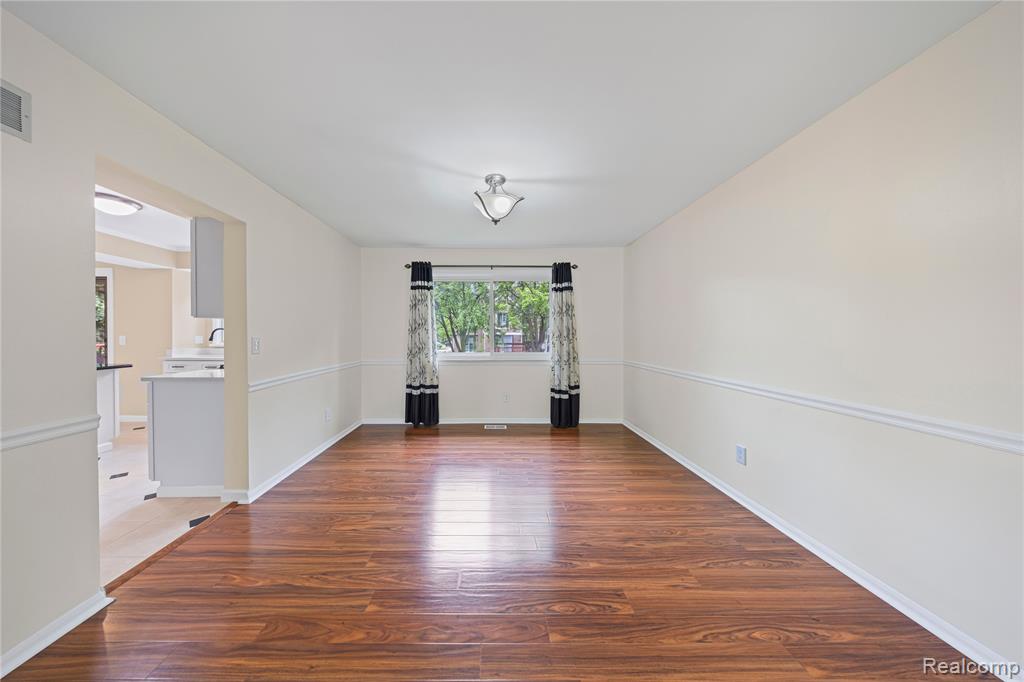 2753 Powderhorn Ridge Road Rochester Hills, MI 48309 - Photo 6 of 35