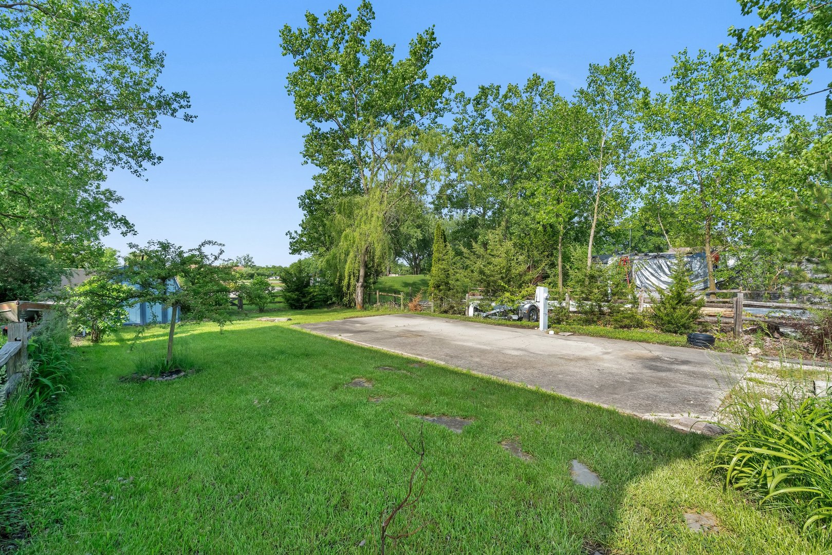 16 Dinosaur Road Wilmington, IL 60481 - Photo 3 of 18 Gallery Image 3