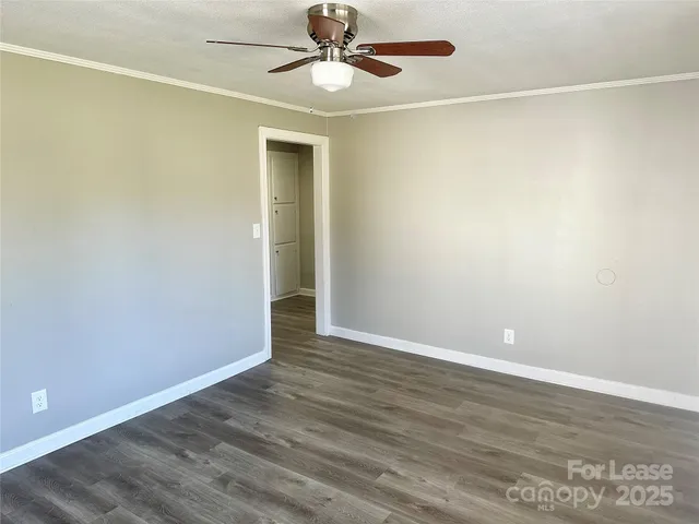 $1,099 | 504 A Moore Drive, Lexington, NC 27292