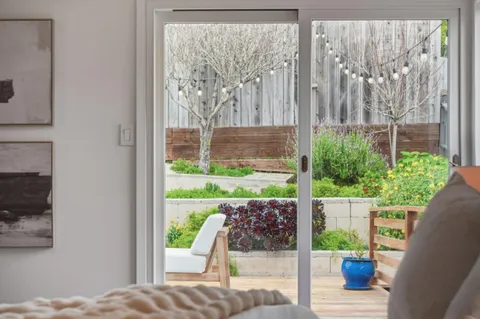 $1,390,000 | 131 Pacific Avenue, Pacifica, CA 94044