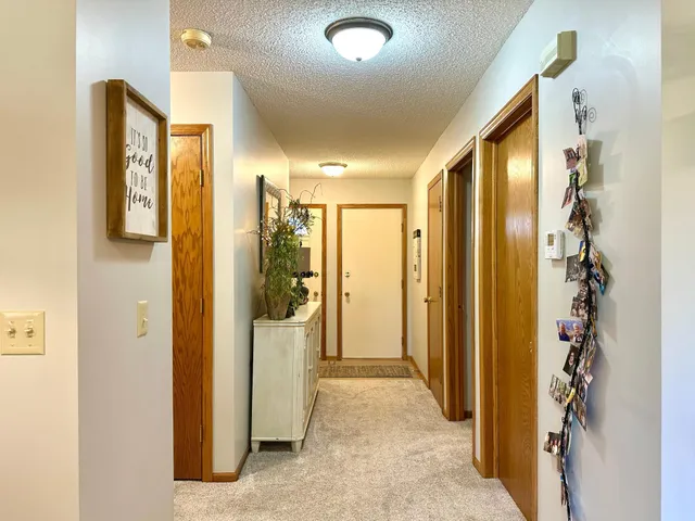 $279,500 | 1015 Pershing Boulevard, Worthington, MN 56187