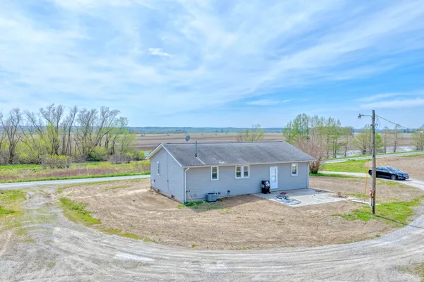 $139,900 | 861 Indian Ridge Road, Jacob, IL 62950