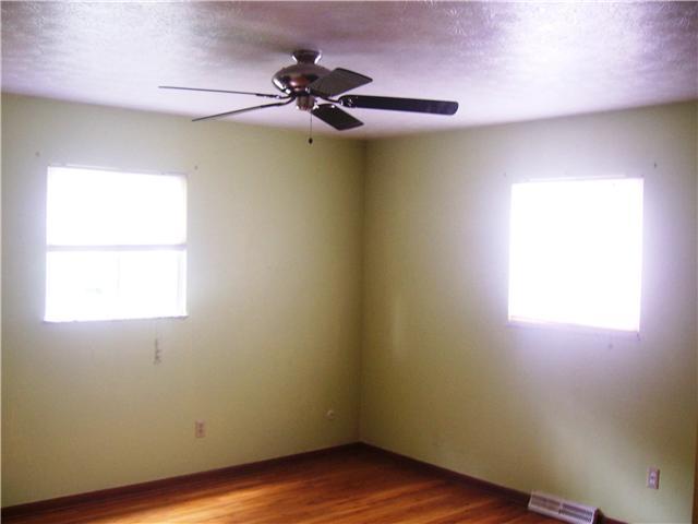 4977 Shadycrest Road Columbus, OH 43229 - Photo 9 of 11 Gallery Image 9