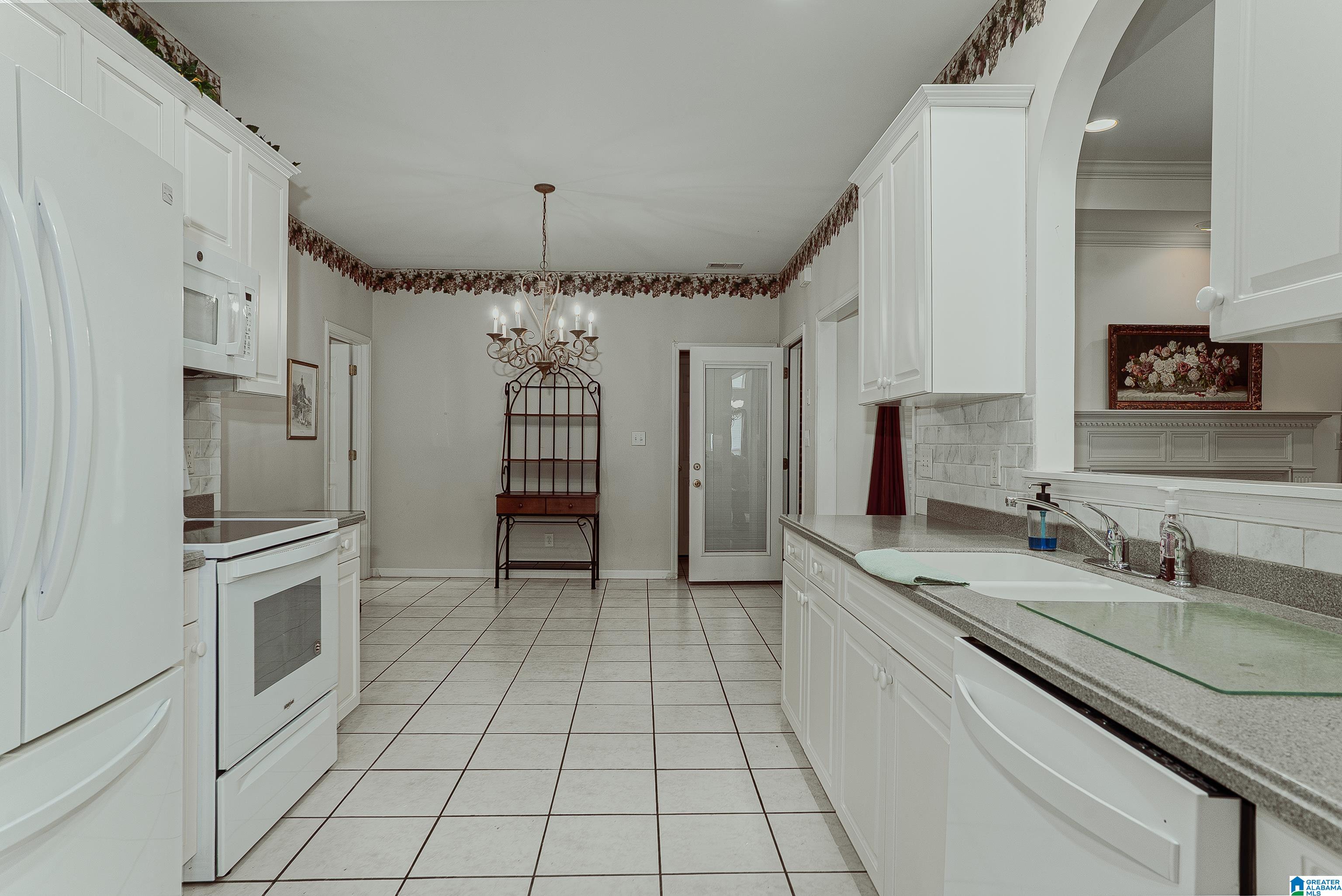 879 Brookline Road Gardendale, AL 35071 - Photo 17 of 36
