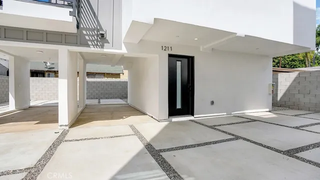 $5,149 | 1211 North Kingsley Drive, Los Angeles, CA 90029