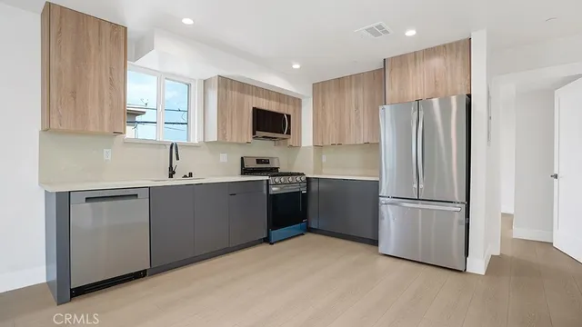 $5,149 | 1211 North Kingsley Drive, Los Angeles, CA 90029