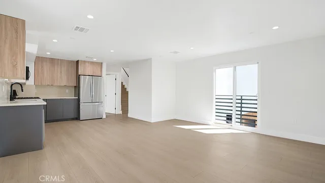 $5,149 | 1211 North Kingsley Drive, Los Angeles, CA 90029