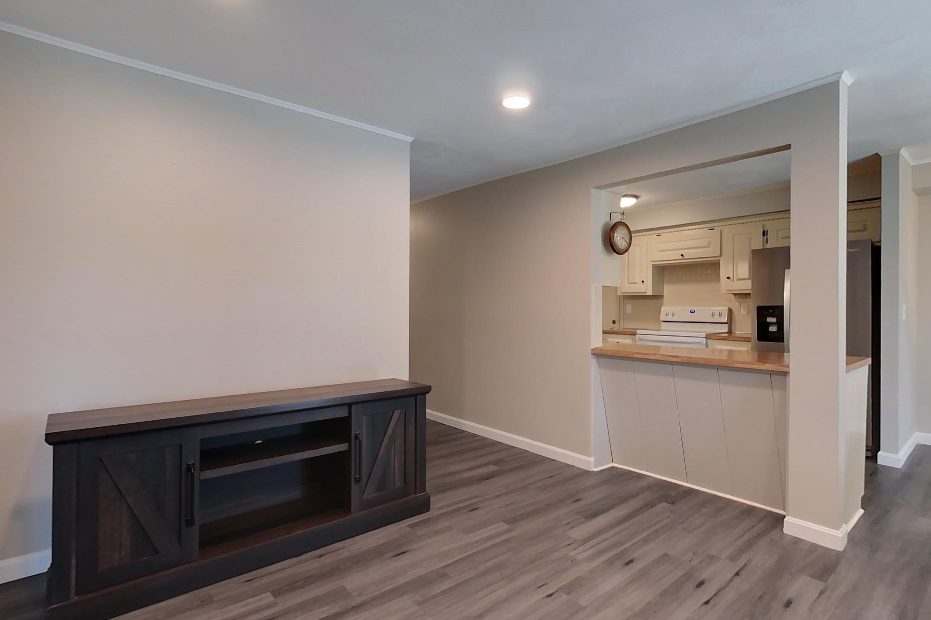 39 Spit Brook Road, Unit 52 Nashua, NH 03060 - Photo 23 of 24 Gallery Image 23