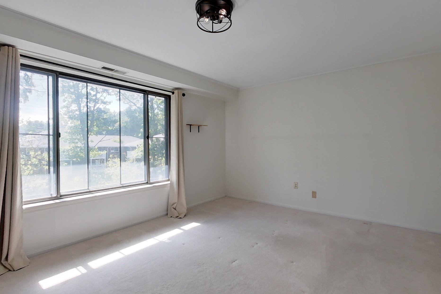 39 Spit Brook Road, Unit 52 Nashua, NH 03060 - Photo 8 of 24 Gallery Image 8
