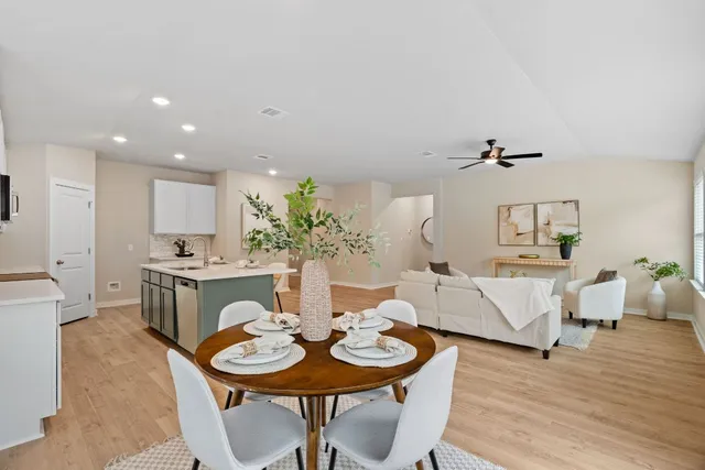 $395,000 | 21701 Oregon Lane, Leander, TX 78645