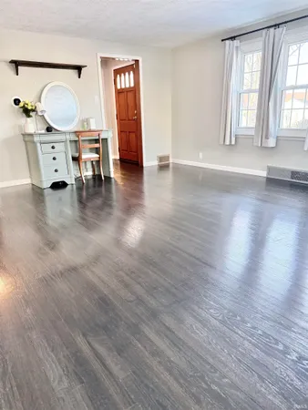 $154,000 | 3508 South Beacon Street, Muncie, IN 47302