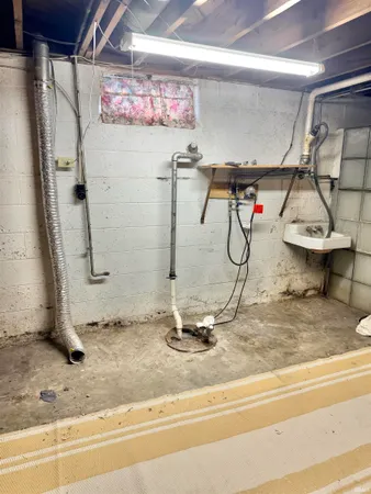 $154,000 | 3508 South Beacon Street, Muncie, IN 47302