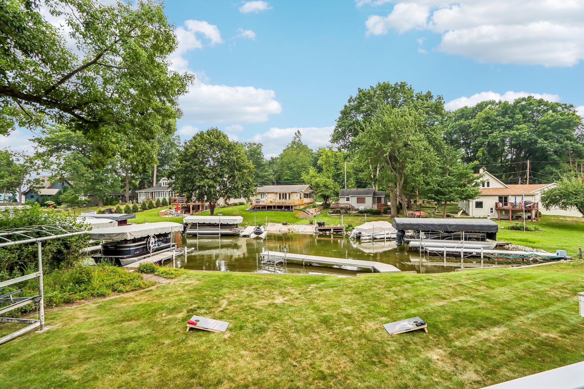 N57W34599 Rd G Oconomowoc, WI 53066 - Photo 5 of 84 65-web-or-mls-N57W34599 Rd G-S1807-062