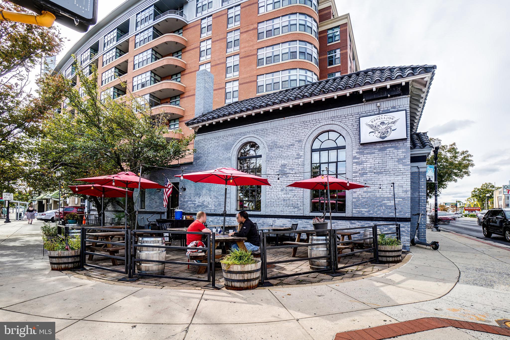 849 South Glebe Road Arlington, VA 22204 - Photo 35 of 38 Restaurants and shops