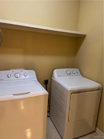 $1,500 | 201 South 1st Avenue, Unit 201, Edinburg, TX 78539