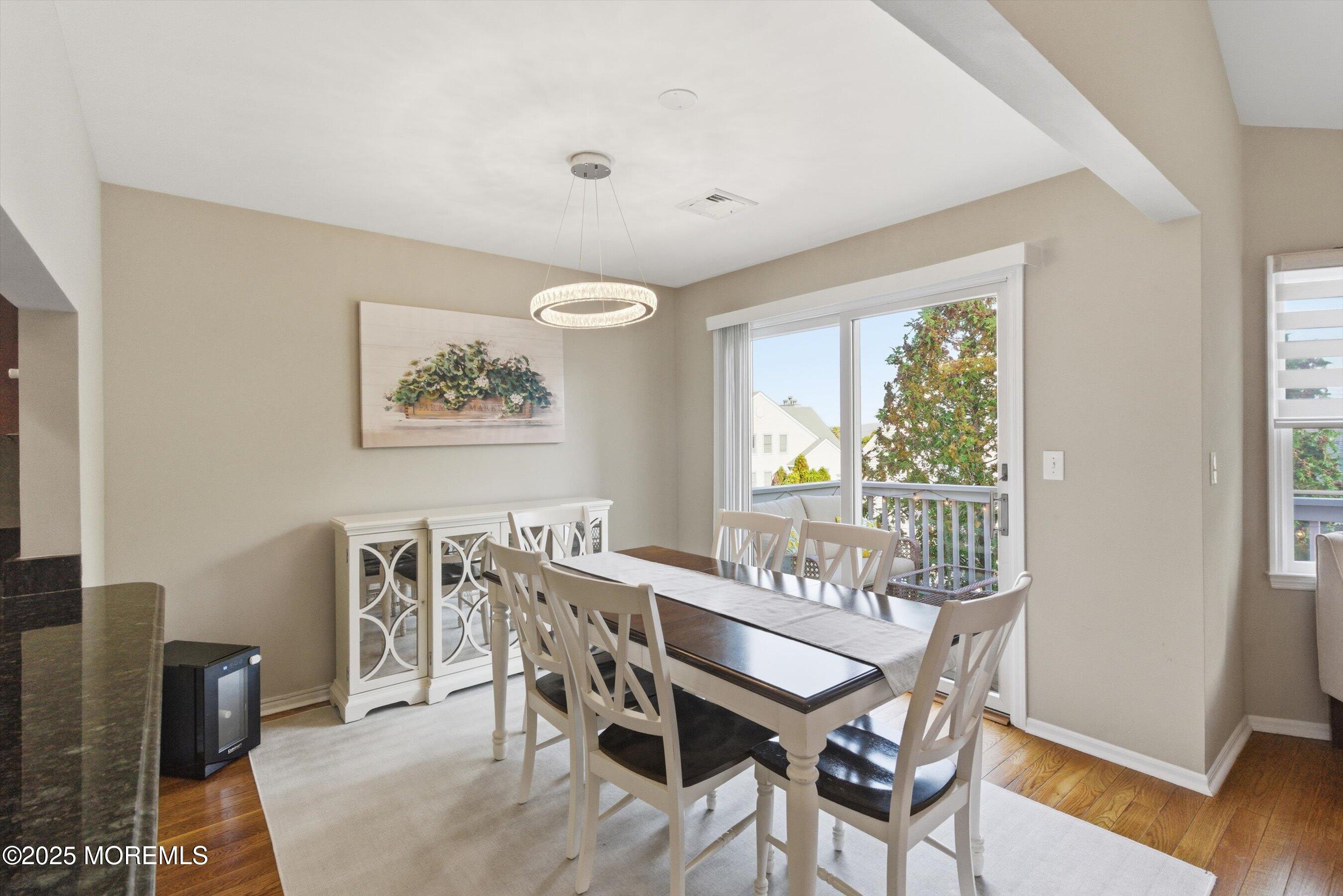 122 Quartz Lane Paterson, NJ 07501 - Photo 6 of 34 a dining room with furniture and window