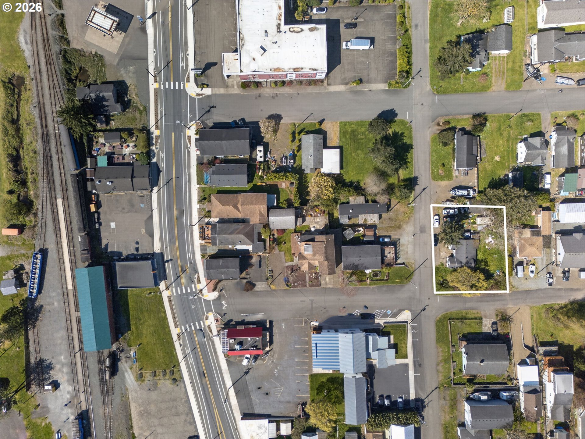 402 Acacia Avenue Garibaldi, OR 97118 - Photo 29 of 38