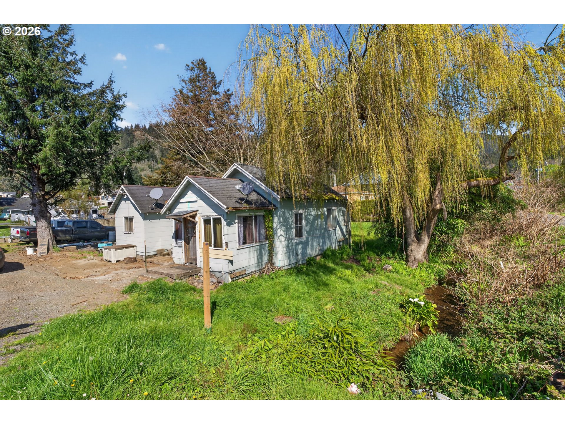 402 Acacia Avenue Garibaldi, OR 97118 - Photo 4 of 38